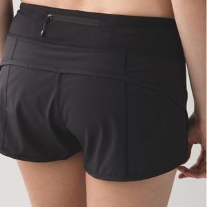 Lululemon Black Speed Short *4-Way Stretch 2.5"